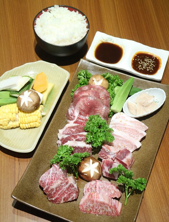 【ハイフォン・食べ得セット】日本人の好みを熟知した オーナーによる厳選肉。<br>7種を1度に味わえる看板メニュー「藤セット」 焼肉藤［日本料理］