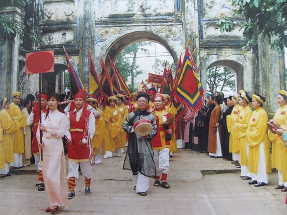 越祭モノガタリ／(2)ケートゥオン （Khe Thuong）村の祭