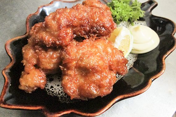 【ハノイ】日系洋食「鶴屋」がリンラン／通り内で移転、個室を増設