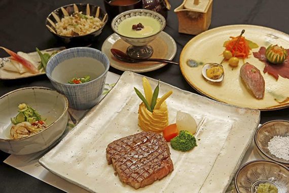 【ハノイ】日本料理「よこ井」／読者限定で会計より10％OFF