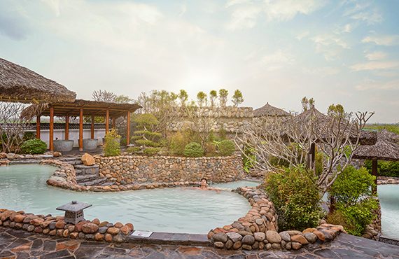 【フエ】フエで楽しむ日本の温泉／旅館風の客室やヴィラでくつろぎを／「カワラミーアン温泉リゾート／Kawara My An Onsen Resort」