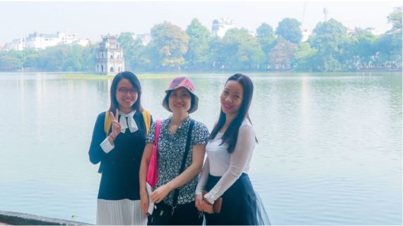 【ハノイ】元留学生たちが教える 女性向けベトナム語コース