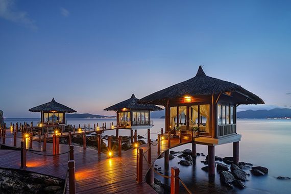 【ニャチャン】ニャチャンビーチが満喫できる／贅沢なリゾートの時間を過ごそう！／「ヴィンパールラグジュアリーニャチャン／Vinpearl Luxury Nha Trang」