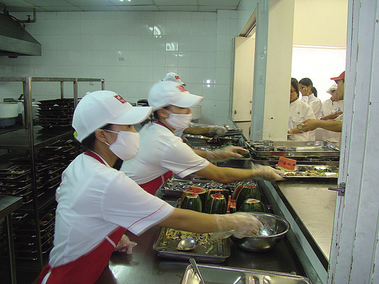日系大手企業初！「シダックス」がベトナム給食事業に進出