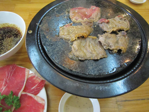 日本料理店「北国」に ／「石焼き牛肉」ほか、用意