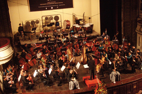 1月の公演は、 ソリストたちの歌声に心躍らせて 今月のベトナム国立交響楽団［VNSO］