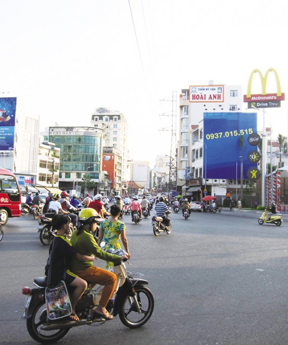 #07	Duong Điện Biên Phủ／ディエンビエンフー通り