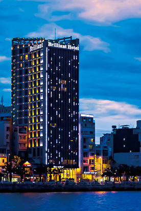 「ブリリアントホテル」の／市内半日ツアー付き２泊プラン