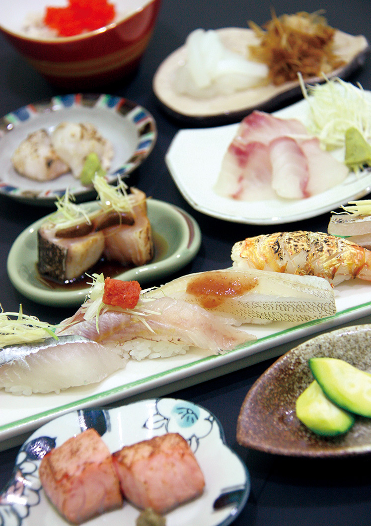 【ホーチミン市・食べ得セット】一手間かけるのは美味しさへの心意気。90万VNDで味わい尽くす日本の味覚 寿司・割烹星野［日本料理］