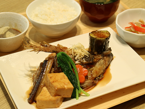 【ホーチミン市】日本料理の「久原」が／魚ランチセットを本メニューに