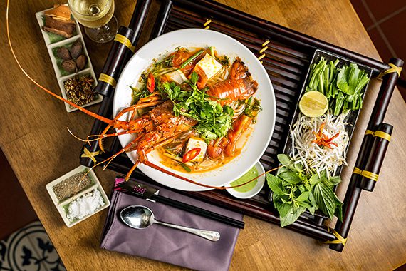 【ホーチミン市】ベトナム料理「ダオプレイス」で／「ロブスターのフォー」を試そう！