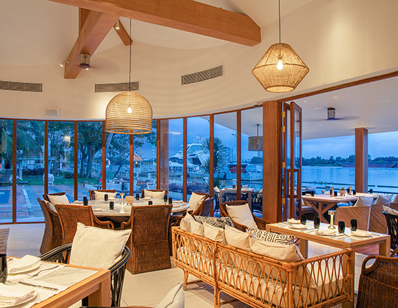 世界各国の海鮮料理が味わえる<br>「コースタルサイゴン／Coastal Saigon」