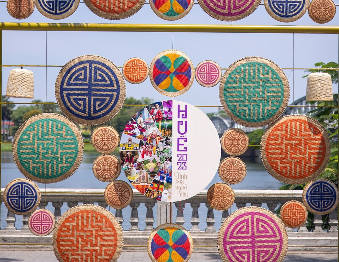 夏祭り「輝く王宮」が開催中「フエフェスティバル2023／Festival Hue 2023」
