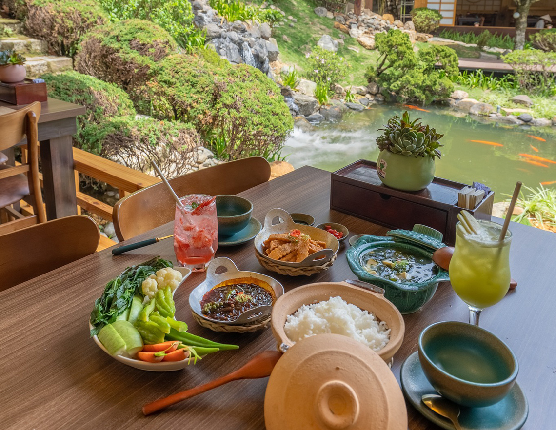 日本庭園で楽しむヴィーガン料理「ラットチェイヴィーガンビストロ／Lat Chay Vegan Bistro」