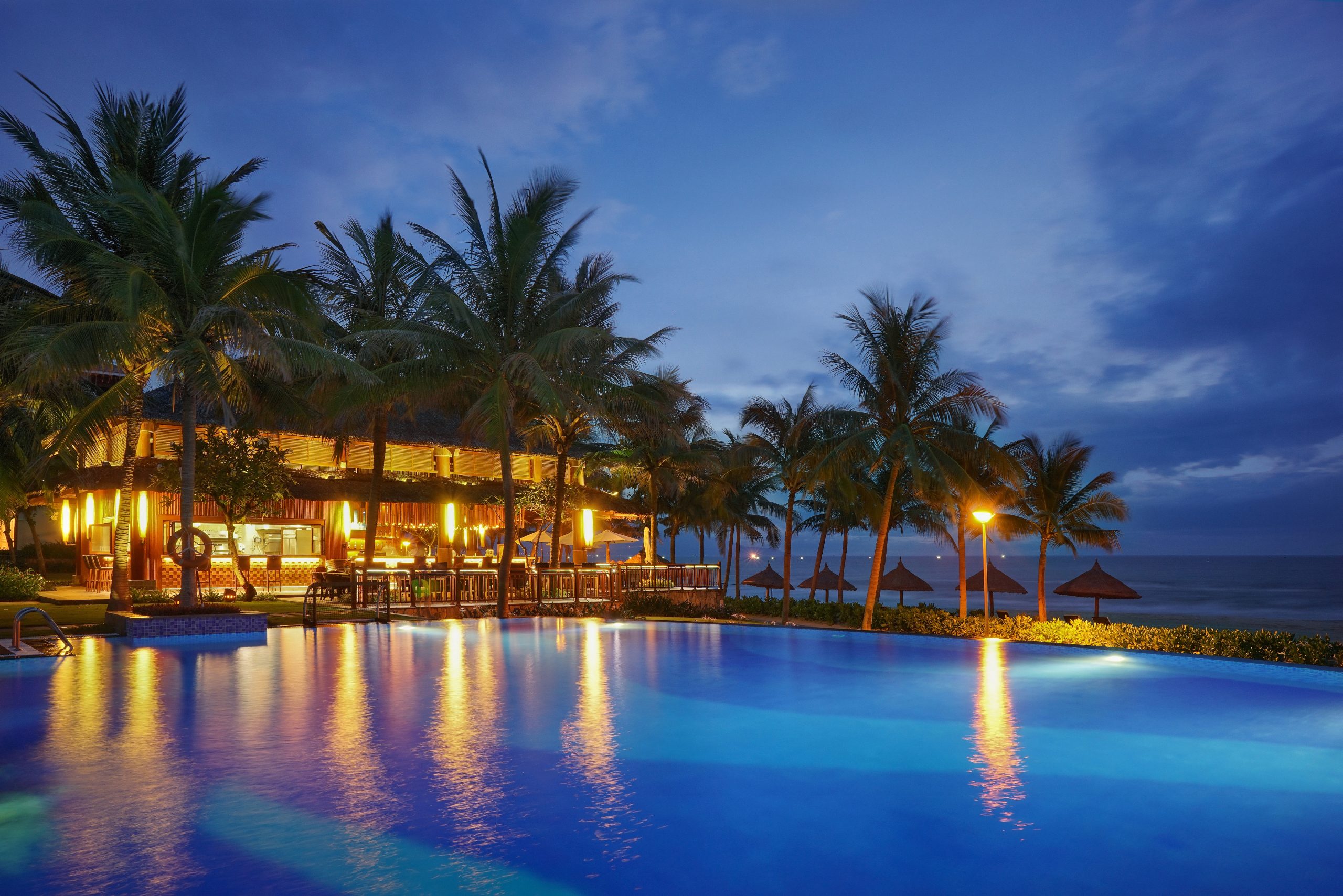 カップルで終日過ごせるトロピカルな５つ星リゾート「ダナンマリオットリゾート＆スパ／Danang Marriott Resort & Spa」