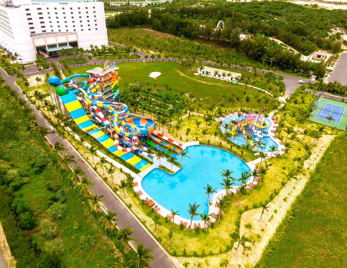 大型ウォーターパークが併設された海岸沿いの家族向け５つ星リゾート「セレクタムノアリゾートカムラン／Selectum Noa Resort Cam Ranh」