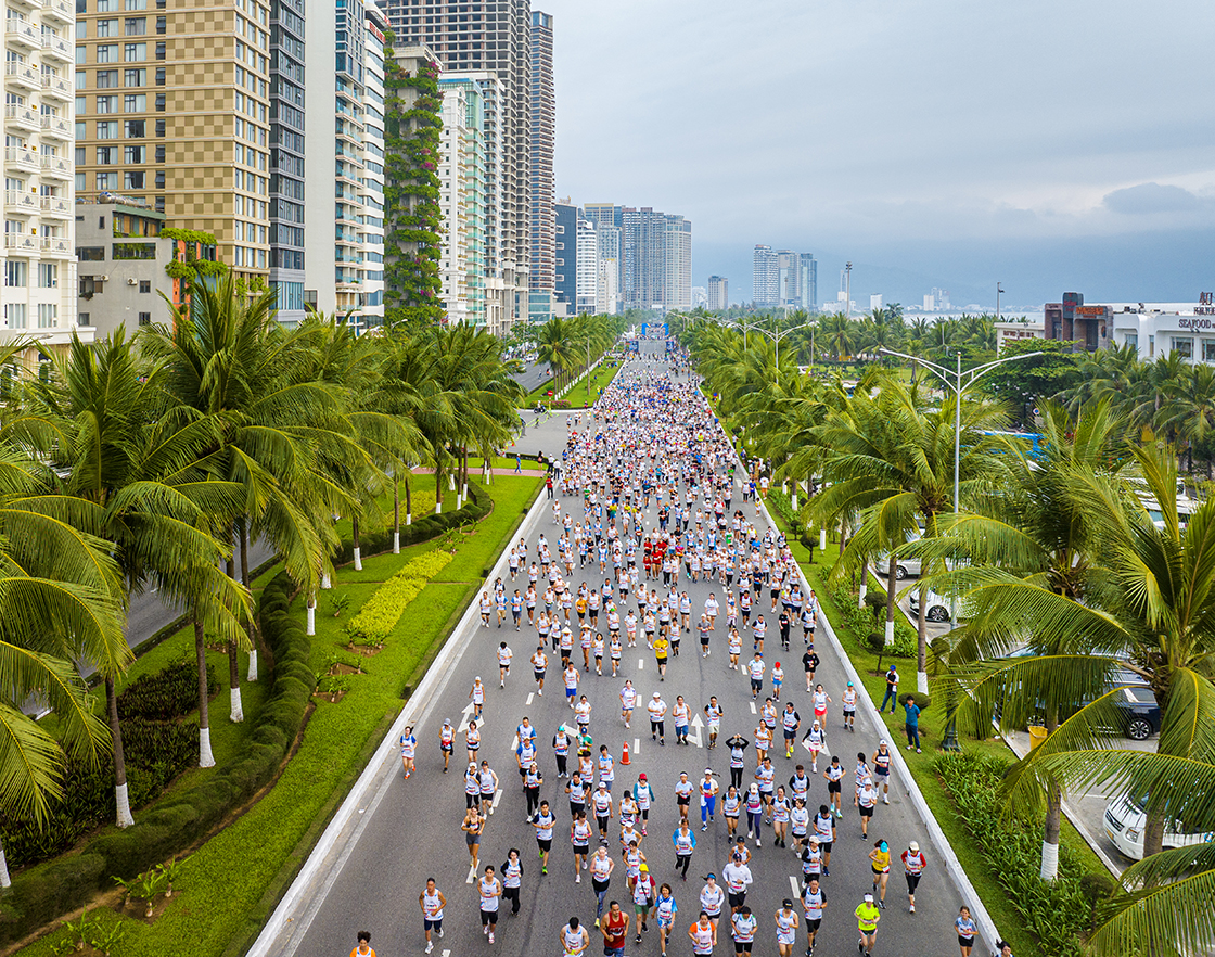 涼しい季節に走るダナンの海辺「ダナン国際マラソン2025／Danang International Marathon 2025」
