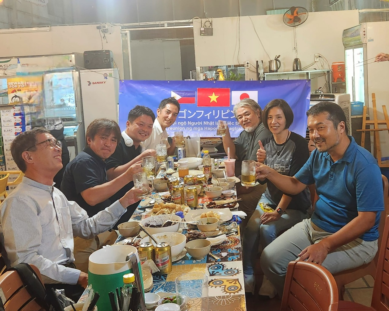 懐かしきドラえもんブルーの空！サイゴンフィリピン県人会