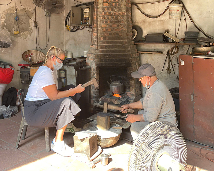 「ダーシー村での包丁作り教室／Da Sy Village’s Knife-Making Class」