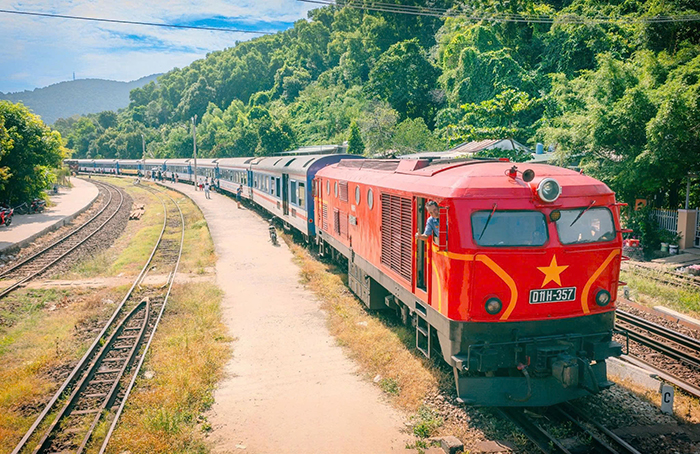 「ベトナム鉄道公社」が「統一列車」を運行