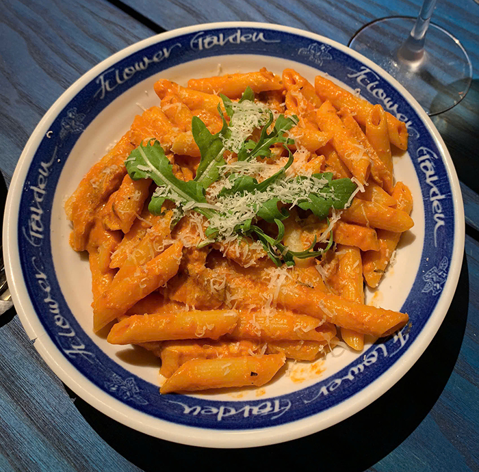 朝食・ブランチ・ディナー 「ラニ喫茶店」に新メニュー