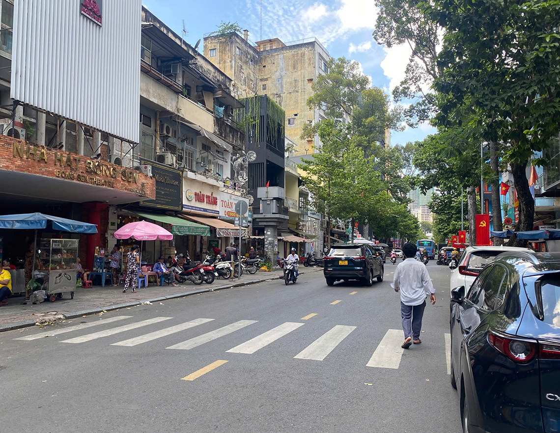 懐かしさと新しさが交差する「グエンターイビン （Nguyen Thai Binh）通り」