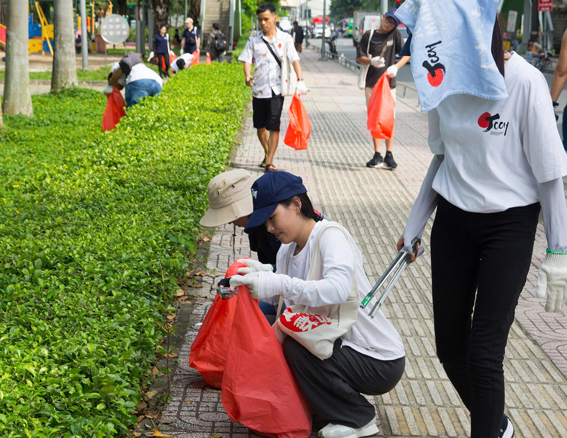 【JCCH】JCCH清掃プロジェクト第１弾173人が公園を清掃