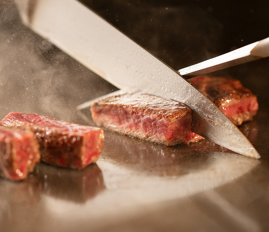 鉄板焼きとお好み焼き「千房」 新しいステーキメニューが登場