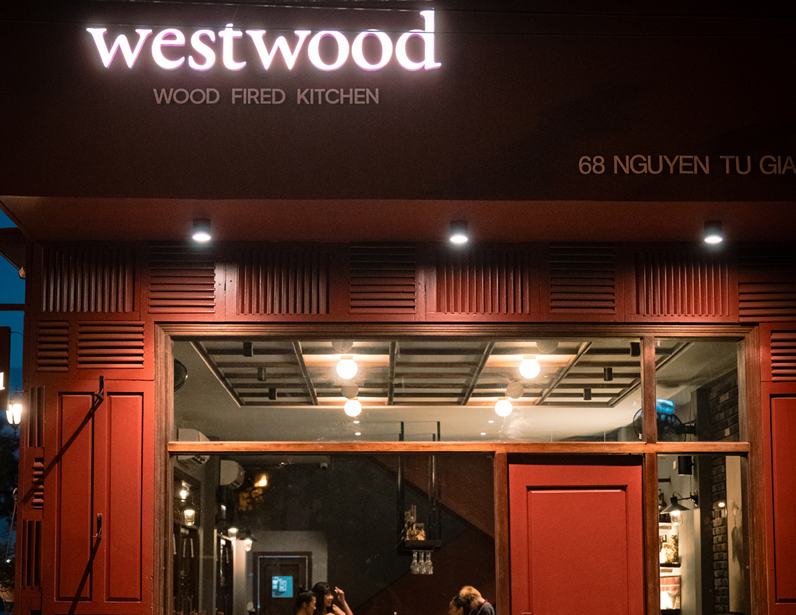 海鮮が名物のレストランに新メニューが登場「ウェストウッドダナン／Westwood Danang」