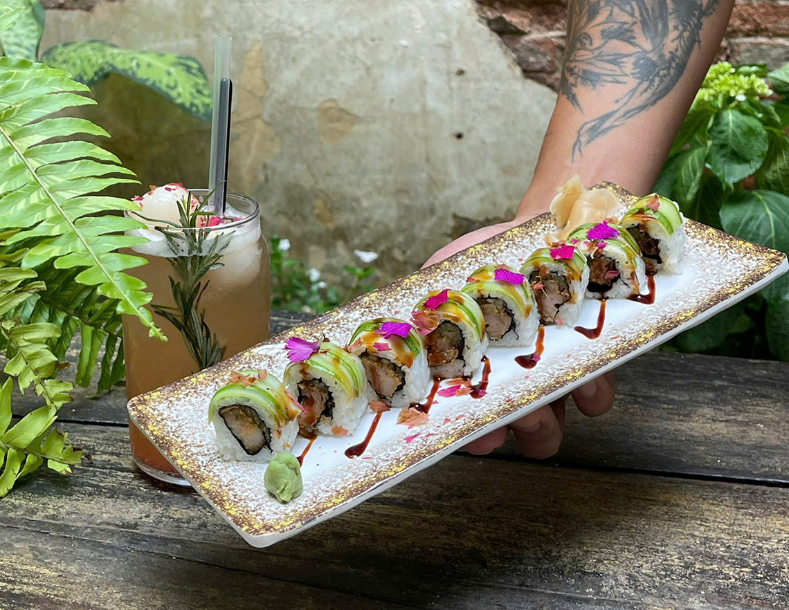 古民家で味わう！　フーイエン直送の鮮魚で味わう創作寿司「フオン・バイ・ツマル／Huong by Tumaru」