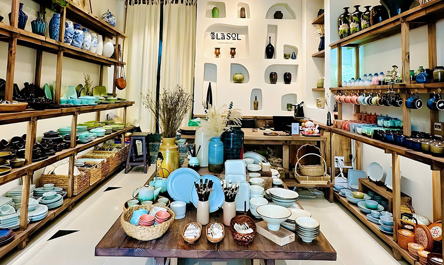 陶器ショップ「ラ・ソイル」  ３月末まで読者限定10%割引