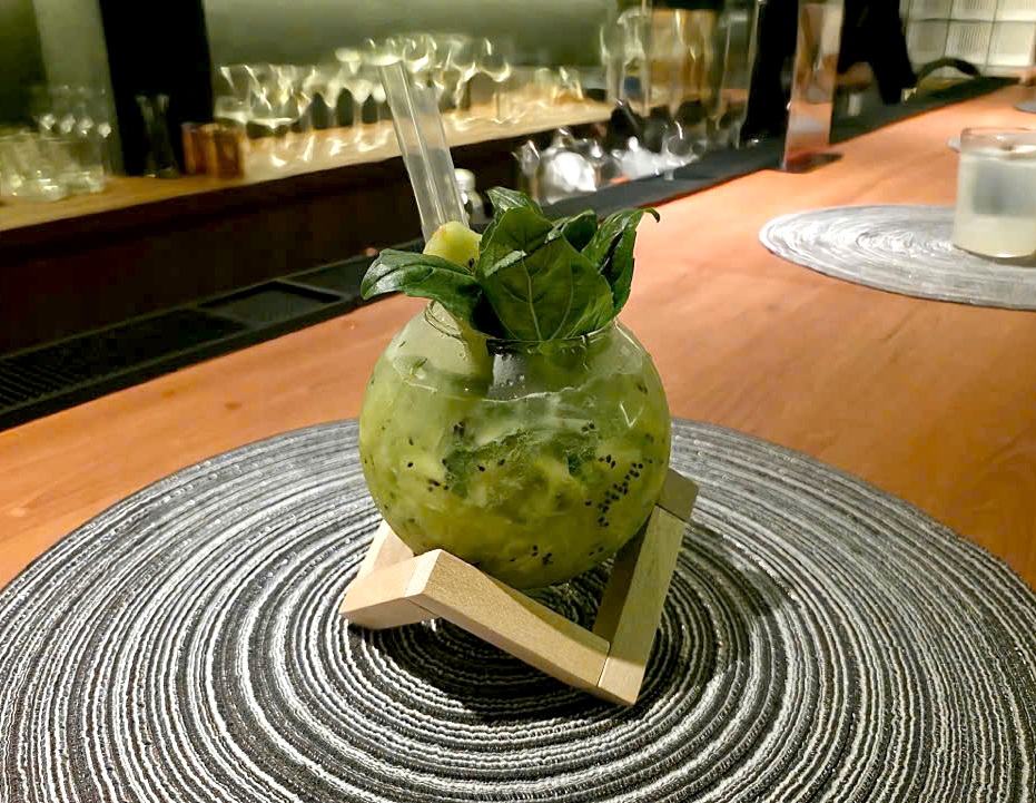 ビンズオン新都市に2店舗展開のバーで世界の銘酒を「ザ・バーヒカサミクソロジー／The Bar Hikasa Mixology」