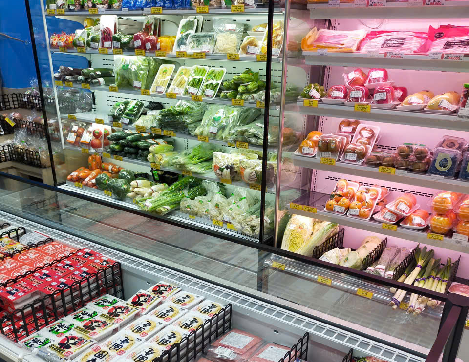 便利な品揃えの日系スーパー「スーパー富分 PVC店／Tomibun」