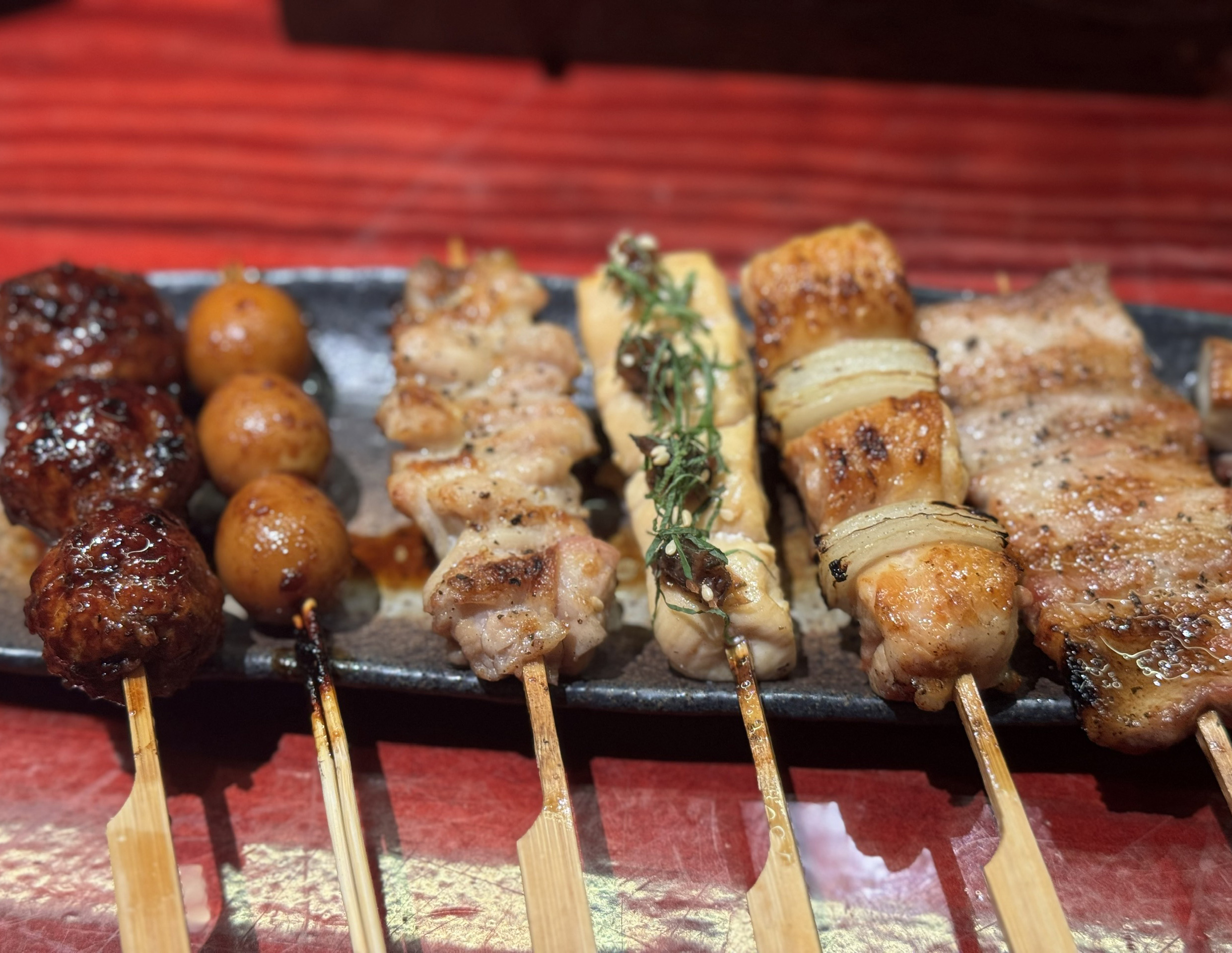 本格焼き鳥と餃子が美味い！ 大人気居酒屋の新店舗「えびす番外／Ebisu Bangai」