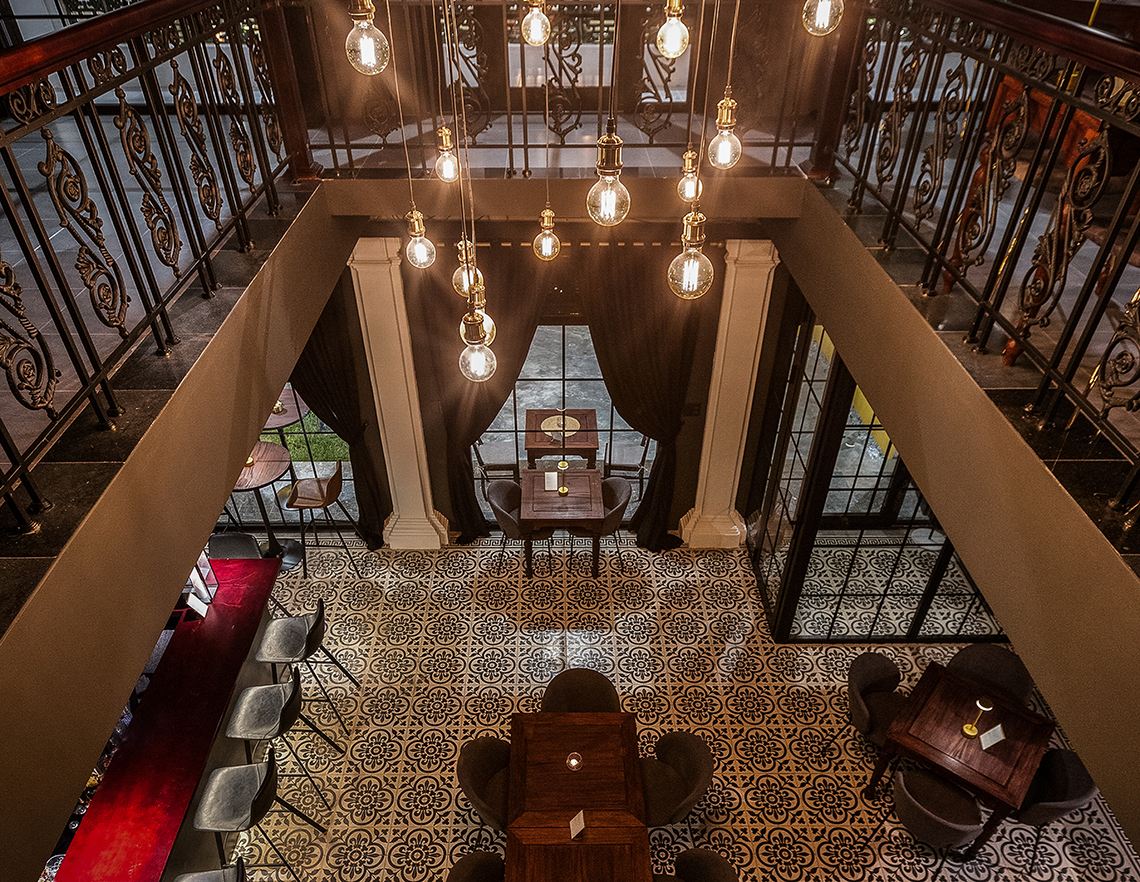 17～19時は、グラスワインが半額！「ヴィンコングニートワインバー／Vincognito Wine Bar」