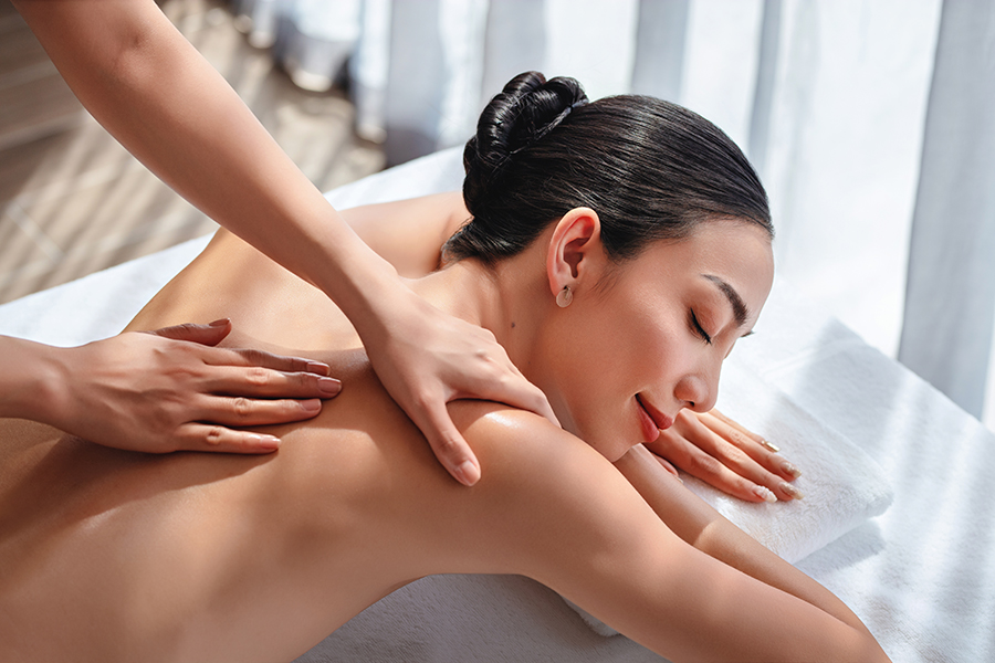 5つ星ホテル内の「オアシススパ＆ビューティーサロン」が10％割引