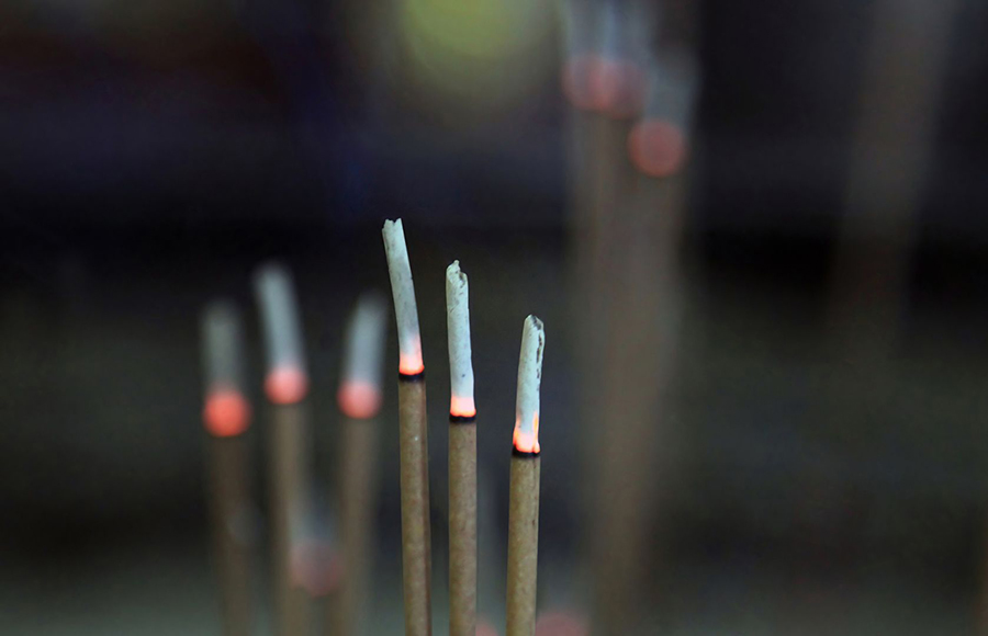 運を買い、不運を売る!? 新年の夜に開かれる“地獄市場”とは