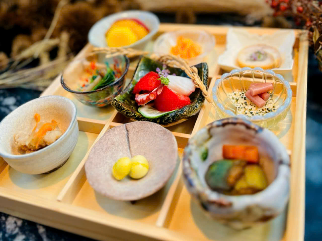 日本割烹をシェフの「おまかせ」で「寿栄おまかせ／Sue Omakase」