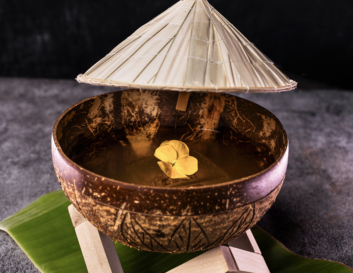 2015年創業のバーで15時～21時はフードとドリンクがお得「B21バー／B21 Bar」