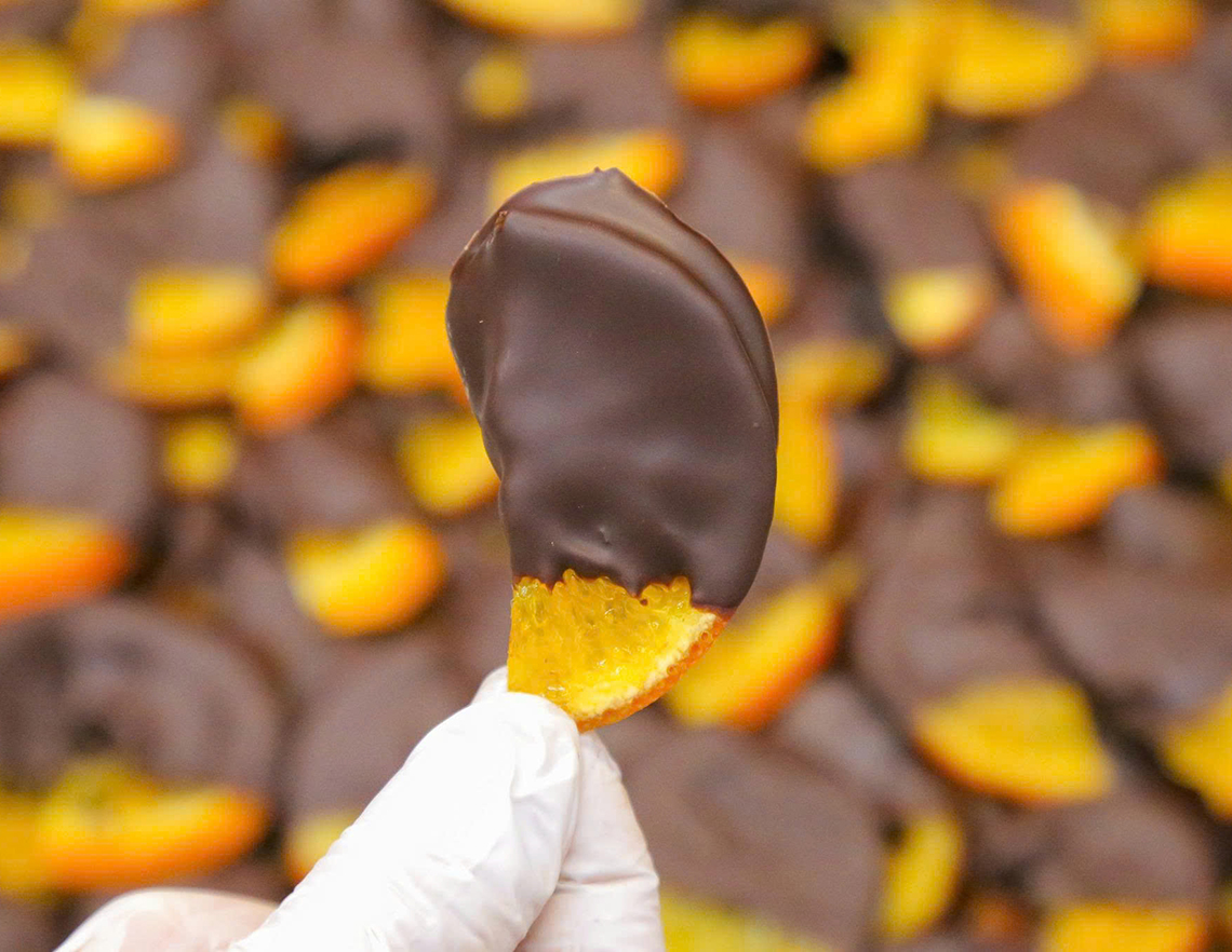 お土産にぴったりなチョコレートコーティングのフルーツ「バラバダラット／Balava Da Lat」