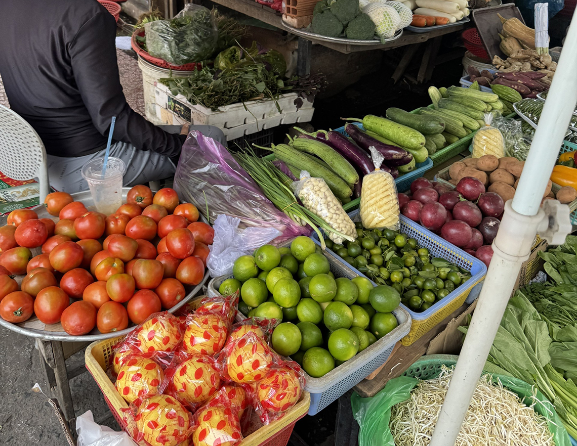 飲食店に訊きました！　ローカル食材ならここへ