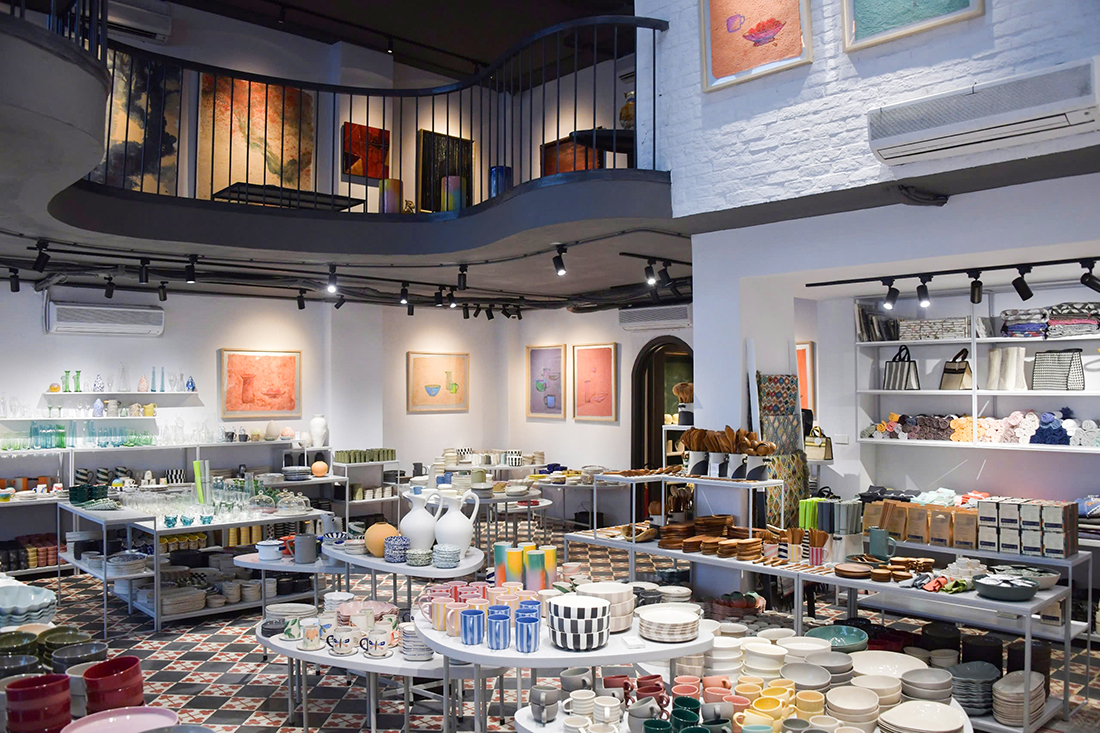 ベトナム製食器とともに始まる、ハノイの生活