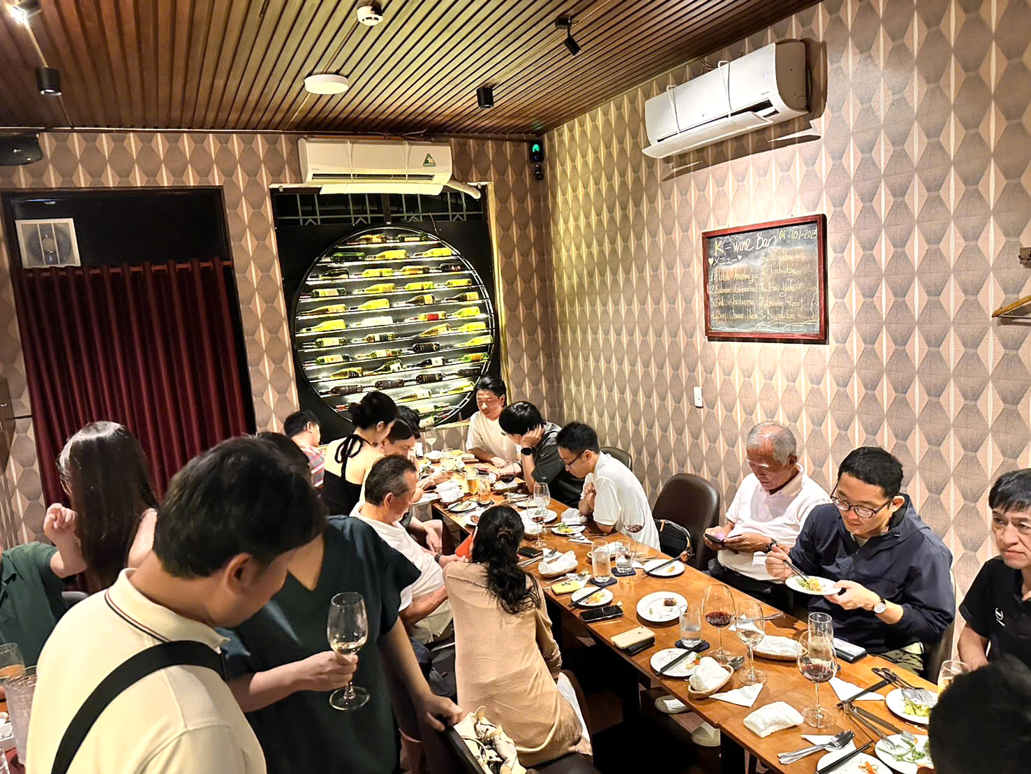 他県との合同会も開催していますホーチミン市滋賀県人会