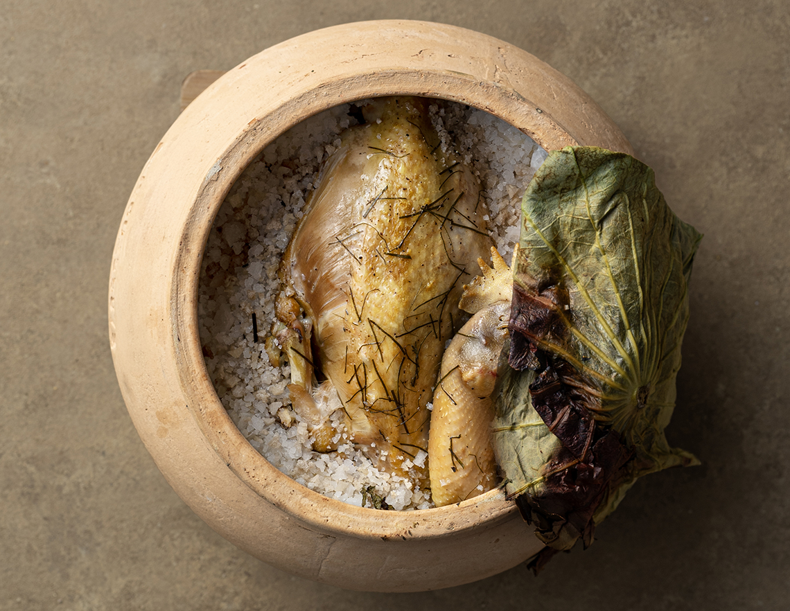 ベンタイン市場近くにオープンしたベトナム家庭料理店「ソン／SON」