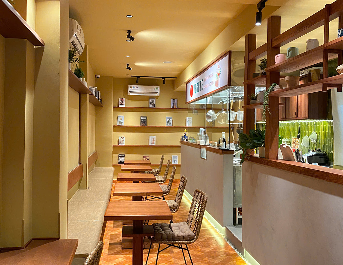 「ラーメン暖暮」の新コンセプト店「ベジテ／Vegete」