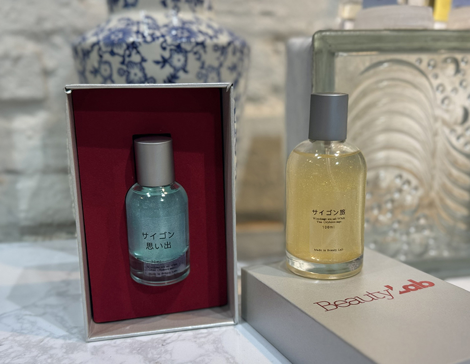 本格的な香水の世界を体験 世界にひとつだけの香り「ビューティーラボ／Beauty Lab」