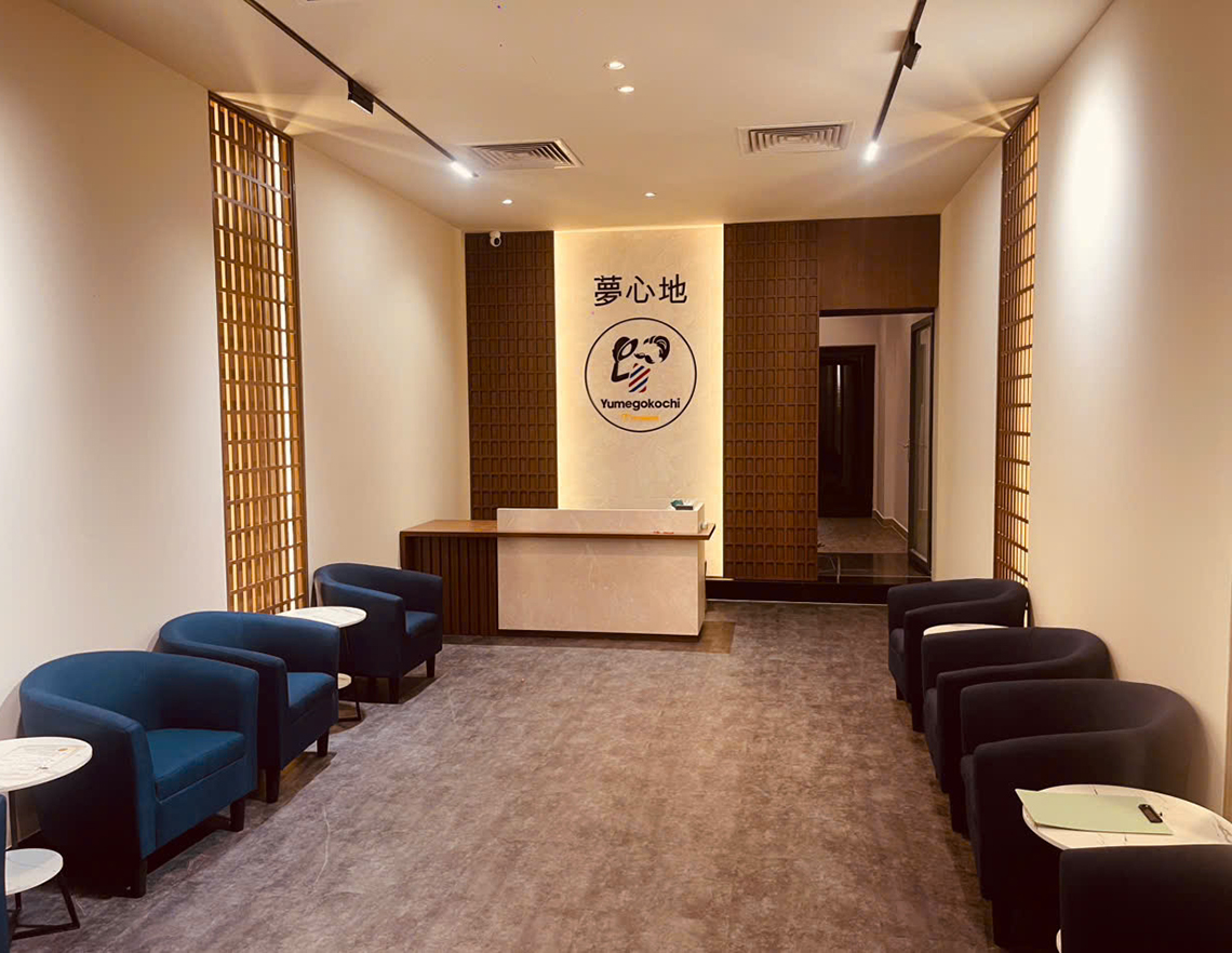 ハノイで人気のベトナム式理髪店スパ「夢心地プレミアム／Yumegokochi Premium」