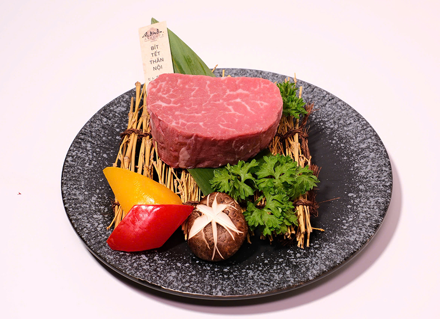 大阪の天然塩焼肉がハノイに出店「飛鳥座／AsukaZa」