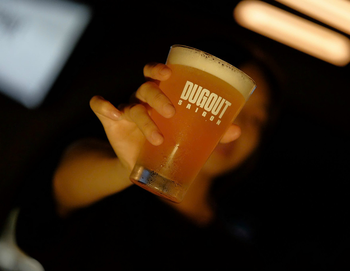 ファムビッチャンでクラフトビールとスポーツ観戦「ダグアウトサイゴン／Dugout Saigon」