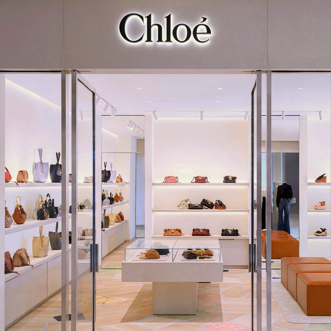 仏高級ブランドがベトナムに進出「クロエ／Chloé」